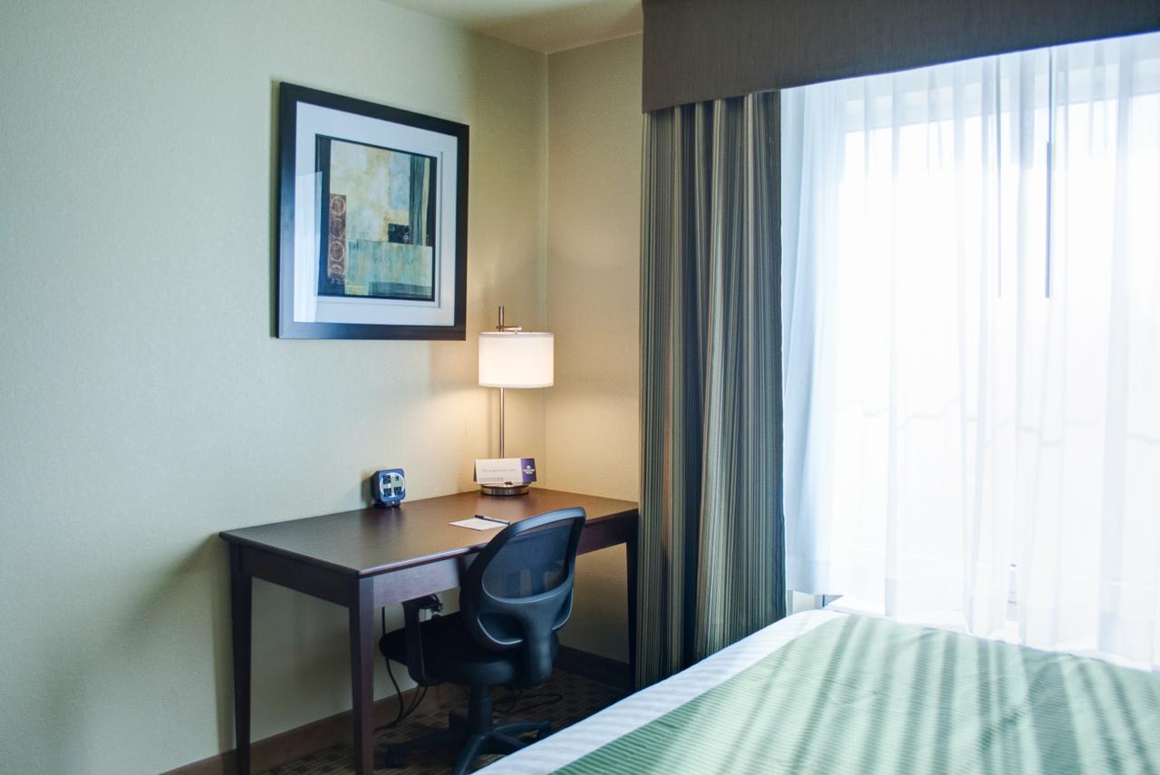 Cobblestone Hotel And Suites - Jefferson Bagian luar foto