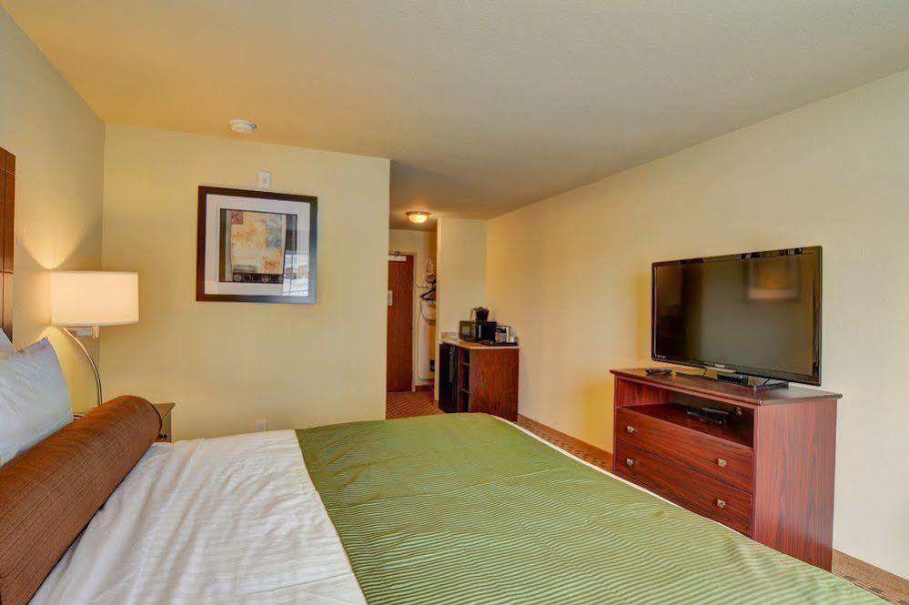 Cobblestone Hotel And Suites - Jefferson Bagian luar foto