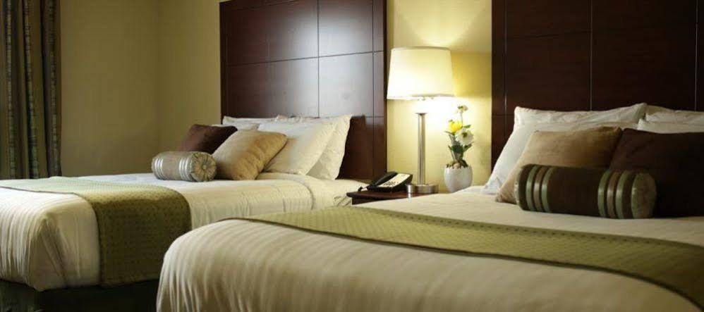Cobblestone Hotel And Suites - Jefferson Bagian luar foto